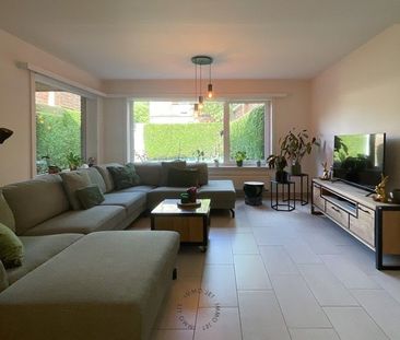 Groot gelijkvloers appartement met twee slaapkamers, tuin en garage... - Photo 4