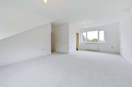 A generously proportioned family home set in Tickenham. - Photo 5