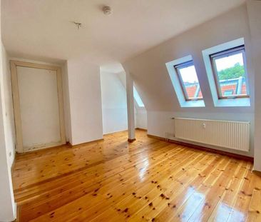 Drei- Zimmer in P-Berg - Unbefristet - - Foto 1