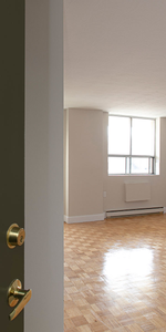 525 Avenue Eglinton Est - Bachelor - Photo 3