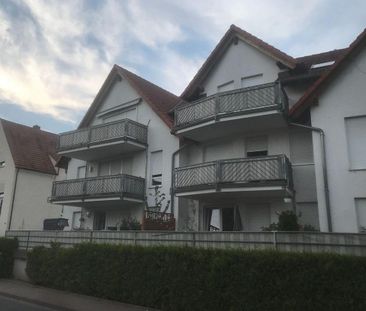 Kleine 3 zm Wohnung Einbauküche Balkon Parkplatz - Foto 1