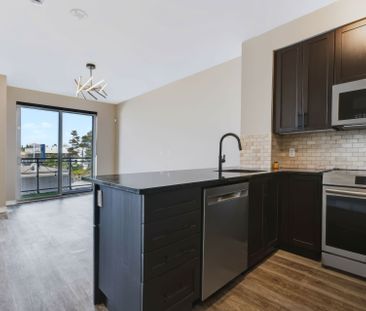 For Lease - 11611 Yonge Street Unit# 226, Richmond Hill, Ontario - Photo 2