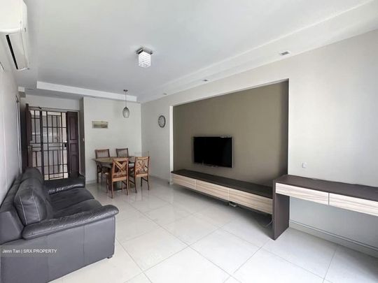 Blk 52 Forfar Heights (Queenstown), HDB 4 Rooms - For Rent - Photo 1