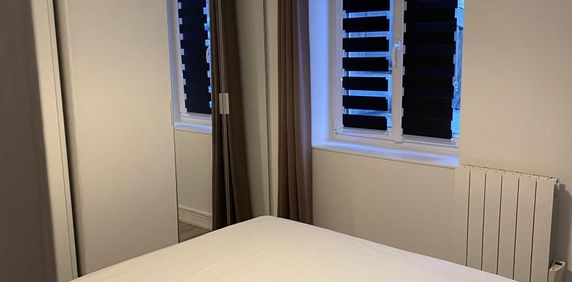 Appartement T2 MEUBLE - PROXIMITE REPUBLIQUE BEAUX-ARTS - Photo 2