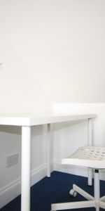 House share to rent - Photo 3