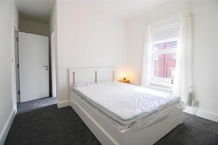 3 bedroom house share to rent - Photo 4