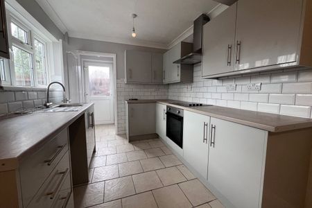 Saddlebow Road - Photo 5