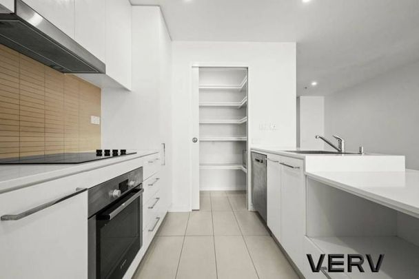 CONTEMPORARY TWO-BEDROOM APARTMENT IN PRIME BELCONNEN LOCATION - Photo 1