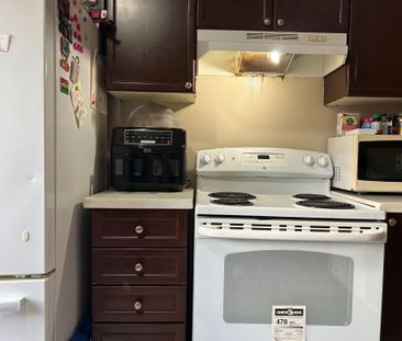 For Lease - 233A Rouge River Dr Drive, Toronto, Ontario - Photo 2