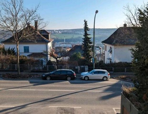 Wunderschöne Dachgeschosswohnung in Top Lage am Wartberg - Photo 1