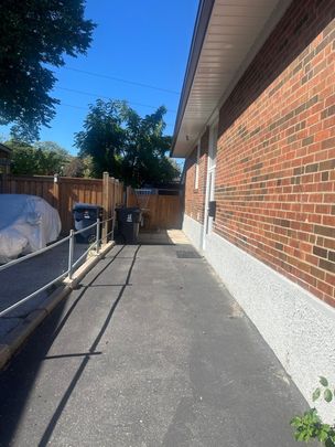 For Lease - 30 Electro Road Unit# Basement, Toronto, Ontario - Photo 1