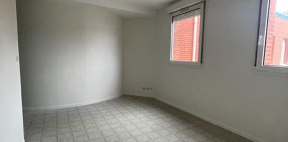 Location Appartement 1 pièce 25m² DUNKERQUE 59140 - Photo 2