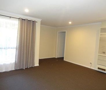 FAMILY FRIENDLY CUL-DE-SAC! - Photo 1