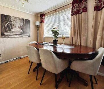 Fallowfield Close, HARWICH - Photo 4