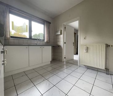 Gezellig 2sllpk-appartement op 1ste verdieping te Sint-Gillis bij D... - Photo 3