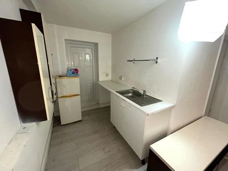 Studio Flat, Norbroke Street, W12 - Photo 5