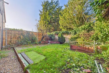 5 bedroom terraced house to rent - Photo 2