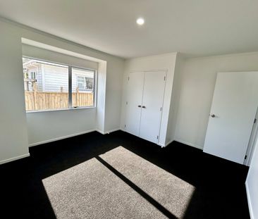 Charming 4-Bedroom Home for Rent in Hamilton East - Photo 5