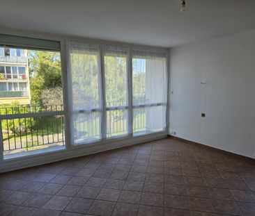 Location Appartement 3 pièces 61m² YERRES 91330 - Photo 1