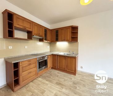 Pronájem bytu 1+kk 24 m² - Fotografie 2