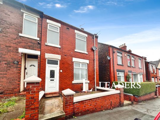 3 bedroom semi-detached to rent Albert Street; Chesterton; ST5 - Photo 1