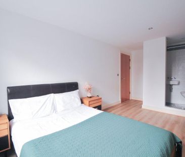 2 bedroom apartment to rent - Photo 6