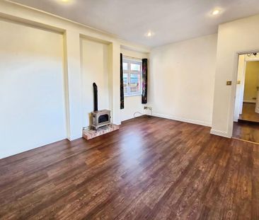 3 bedroom barn conversion to rent - Photo 3