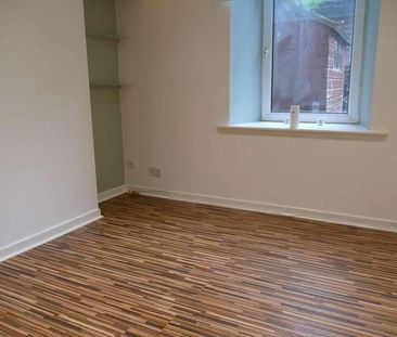 Graham Terrace, Stewarton, KA3 - Photo 3