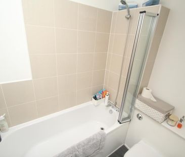 2 bedroom apartment to rent - Photo 6