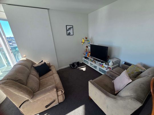 Docklands - Photo 1