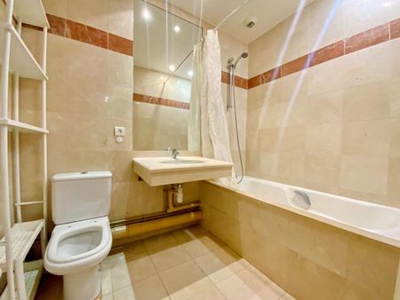 Location Appartement 2 pièces 36m² LEVALLOIS PERRET 92300 - Photo 2