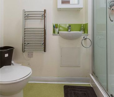 4 bedroom apartment to rent - Photo 2