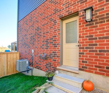 For Lease - 29 Maidens Crescent Unit# 2, Collingwood, Ontario - Photo 4