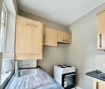 2 bedroom house to rent - Photo 2