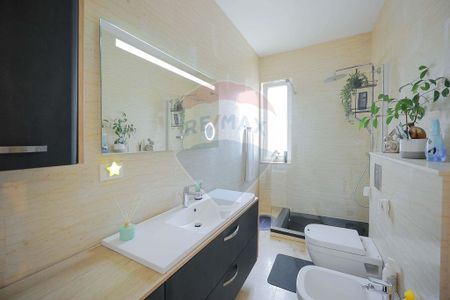 Casă modernă cu 4 camere de închiriat în Sântandrei ... - Photo 5