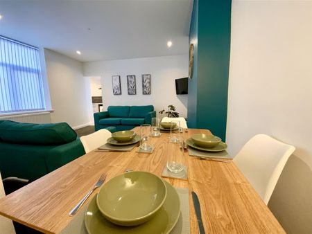 1 bed house share to rent in Briercliffe Road, Burnley, BB10 - Photo 2