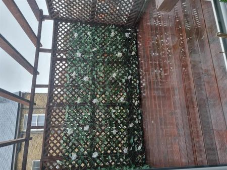 3 bedroom maisonette to rent - Photo 4