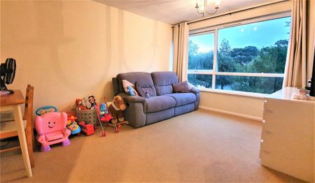 1 bedroom flat to rent - Photo 2