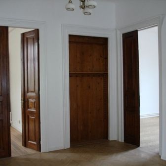 Mantuleasa parter de vila,5 camere - Fotografie 3