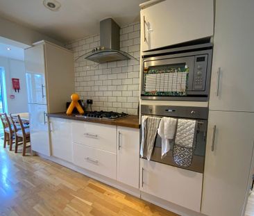 1 bedroom property to rent - Photo 4