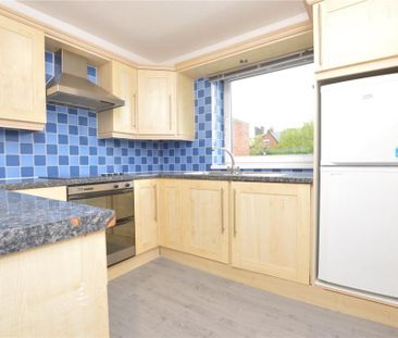 2 Bed Penthouse, Leeds, LS8 - Photo 3