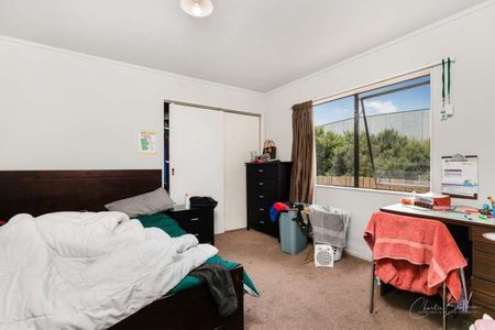 3 Bedrooms, Randwick Park - Photo 5