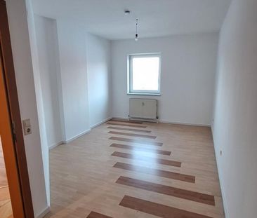 4-Zimmer-Wohnung mit Balkon im Zentrum von Taufkirchen a. d. Pram zu vermieten - Foto 1