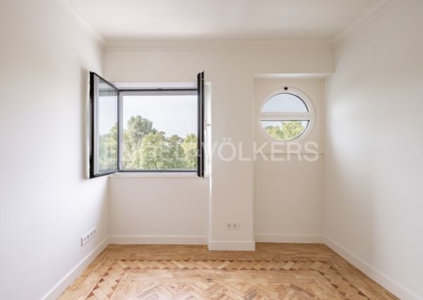 Apartamento T4 em Lisboa