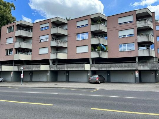 Un 2.5pcs à louer à Bienne / Ein 2.5 ZWG in Biel zu vermieten ! - Photo 1