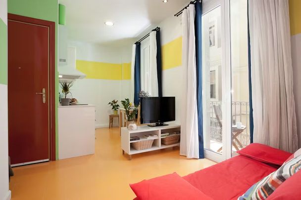 Carrer de Vinaròs, Barcelona, Catalonia 08003 - Foto 1