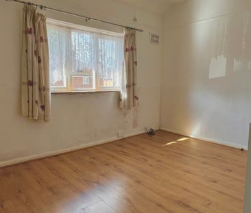 Almond Avenue , West Drayton - Photo 4