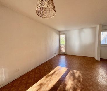 Location Appartement 3 pièces 68m² CASSIS 13260 - Photo 4