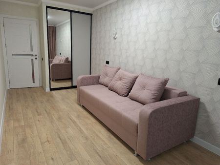 Apartament cu 3 camere de inchiriat Bartolomeu - Photo 4
