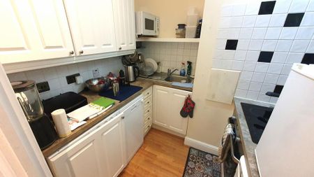 1 bedroom flat to rent - Photo 5